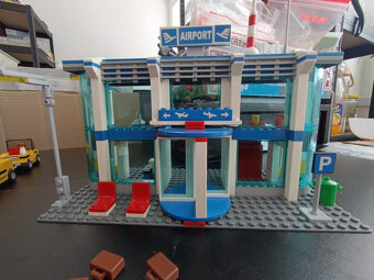 LEGO City 3182 Airport +návod - 12