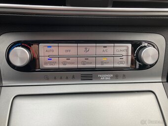 HYUNDAI KONA STYLE 64 kWh ROK 2020 SOH 100% - 12