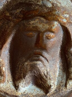 kristus litina litinová plastika socha ježíš kristus litina - 12