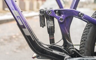 2024 ZÁNOVNÍ GT SENSOR CARBON PRO - 12