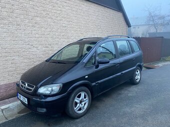 Opel Zafira 1.6 16V 74kW 7 míst. - 12
