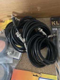 Různé propojovací kabely - 12