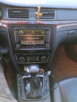 Škoda Superb combi - 12