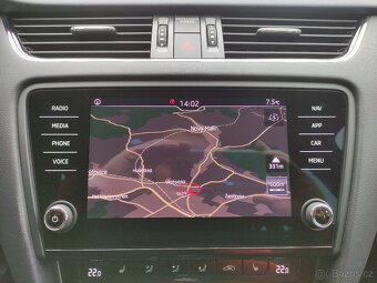 Škoda Octavia III TSi Style FullLED NAVI SENZORY TAŽNÉ - 12