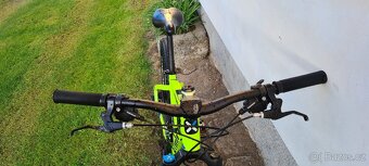 Horské kolo B-TWIN ROCKRIDER 520 - 12