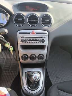 Peugeot 308 SW 1.4i 70kW Urban, Klima,ČR původ - 12