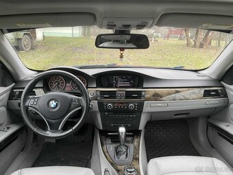 BMW Rad 3 328i x Drive - 12