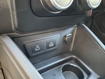 Dacia Duster 1.0 TCe LPG 74 kW – NOVÝ SERVIS,Nájezd 55.633KM - 12