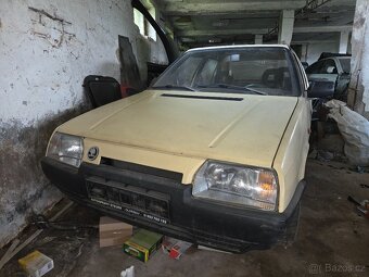 Škoda favorit - 12
