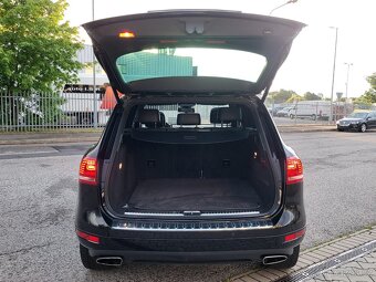 Volkswagen Touareg 3.0TDi 180kWEXECUTIVEPANORAM - 12