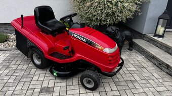Honda 2315 zahradní traktůrek,traktor 2 VÁLCE - 12
