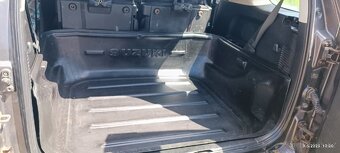 Suzuki Grand Vitara 1.9 D 95kW 4x4 - 12
