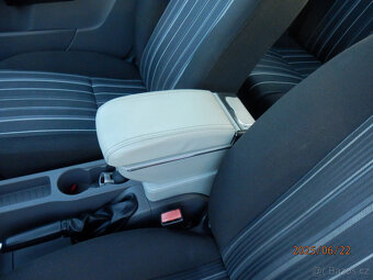 Ford Focus 1.6i - 74kw úprava sport, bez koroze 180000km - 12