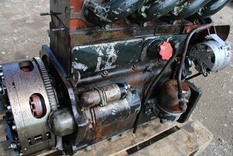 Zetor 7211 motor kompletní výborný záruka zánovní spojka - 12