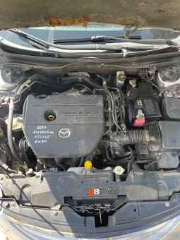 Mazda 6 2.5 benzín - 12