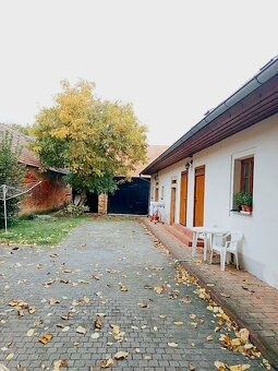 Prodej RD se 3 bytovými jednotkami, Božkovské náměstí, Plzeň - 12