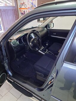 Prodám Suzuki Grand Vitara 2.0 benzin - 12