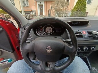 Renault Mégane 1.6 74kW – spolehlivý, zachovalý, STK 06/25 - 12