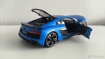 Model Audi R8 Performance 1:18 Keng Fai / NZG. - 12