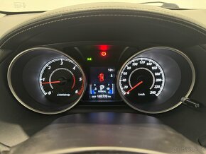 Mitsubishi Outlander 4x4, 7 míst, 2012 - 12