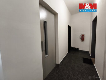 Pronájem bytu 1+1, 31 m², Praha, ul. Šafaříkova - 12