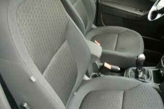 Škoda Yeti 2.0TDi 4x4 2012 1. majitel  132426 km - 12