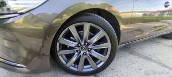 Mazda 6 Wagon 2.5 Skyactiv-G194 Attraction A/T - 12