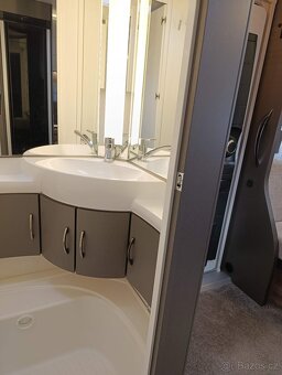 HOBBY 540UFF EXSCELLENT EDITION,R.V.03/2023,MOVER,MARKIZA - 12