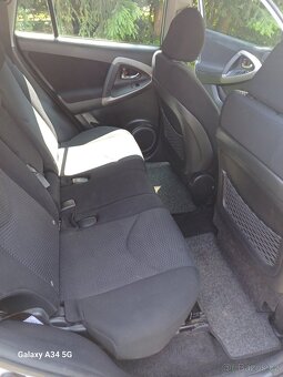 Toyota Rav4 - 12