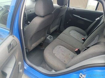 Škoda Fabia kombi 1.2HTP 47kW - 12