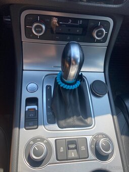 vw Touareg 4.2 tdi rok 2015 FACELIFT V8 - 12