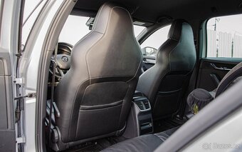 Škoda Octavia Combi 2.0 TDI DPF RS - 12