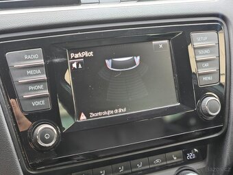 Škoda Octavia III RS 2.0TDi XENON TAŽNÉ KEYLESS rv. 2015 - 12