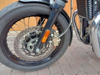 Royal Enfield interceptor 650 - 12
