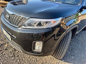 Kia Sorento 2.2CRDi 145kW, najeto 132000km, manuál - 12