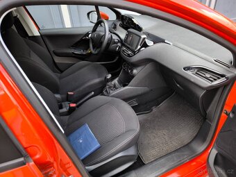 Peugeot 208 1.2PureTECH/60kW  49TKM, ČR, serviska - 12