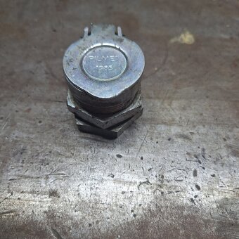 Prodam vse co je na foto - uklid - 12