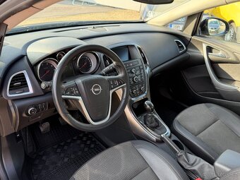 Opel Astra, 1.7CDTI 81KWVýhřev.Sedadel - 12