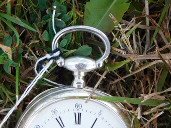 Starožitné stříbrné kapesní hodinky - klíčovky - 12