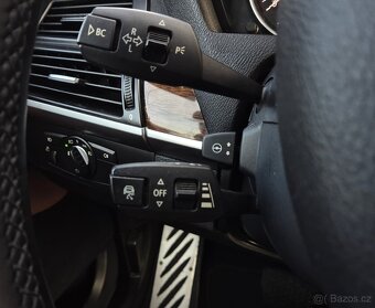 BMW X5 4.0d 225KW BI XENON x DRIVE ALU-20 PRAV SERVIS - 12