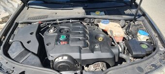 Superb 1.9 tdi od 96 kw - 12
