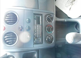Citroën Berlingo 1,4 55 kW Bez koroze Historie benzín - 12