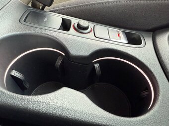 Audi Q3 2.0 tdi manual - 12