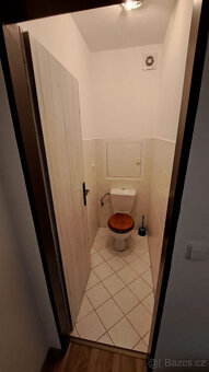 Pronájem krásného bytu 1+1 48 m2, Chlumec, Stradovská ul. - 12