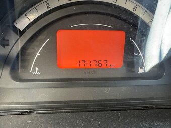 Citroen C3 1,4 i  54KW  2003 po STK - 12