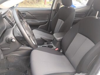 Mitsubishi L 200 - 12