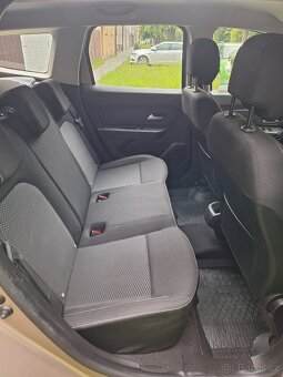 Dacia Duster 1.6, benzín - 12