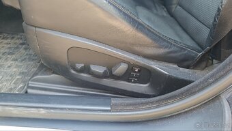 BMW e61 330xd - 12