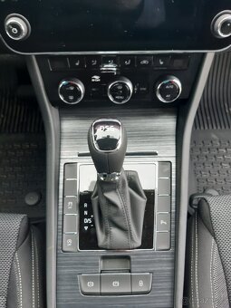 Škoda Superb combi, 2.0 TSI/140 kW, DSG 7°, STYLE PLUS - 12