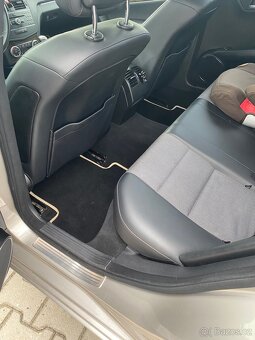 Mercedes-Benz W204 220cdi - 12